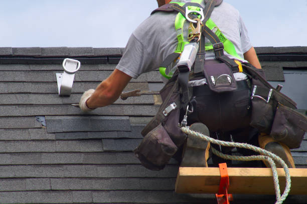 Best Best Roofing Contractors  in Fredonia, NY